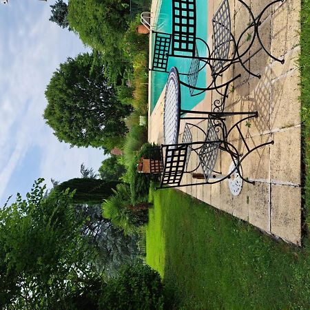 Bed and Breakfast La Morgiane Saint-Germain-les-Vergnes Exterior foto