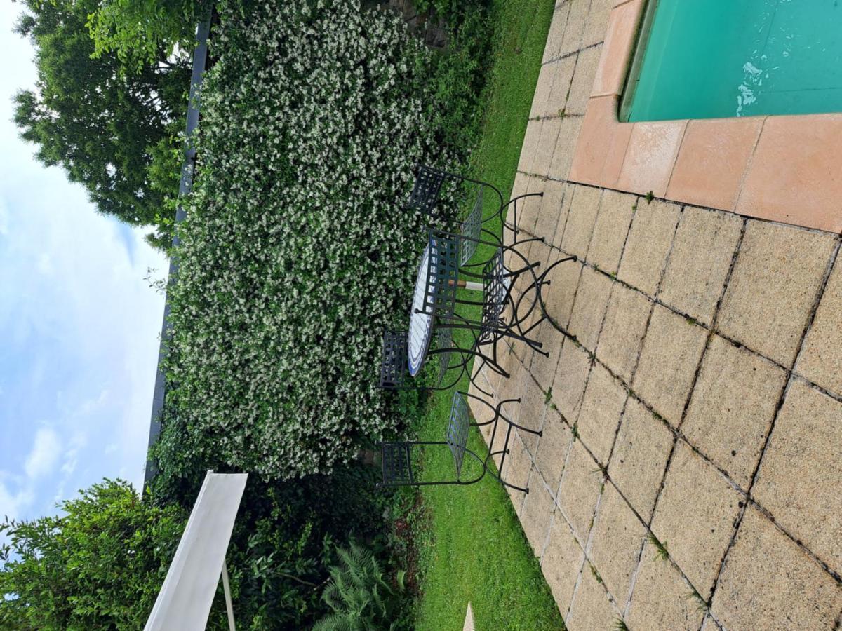 Bed and Breakfast La Morgiane Saint-Germain-les-Vergnes Exterior foto